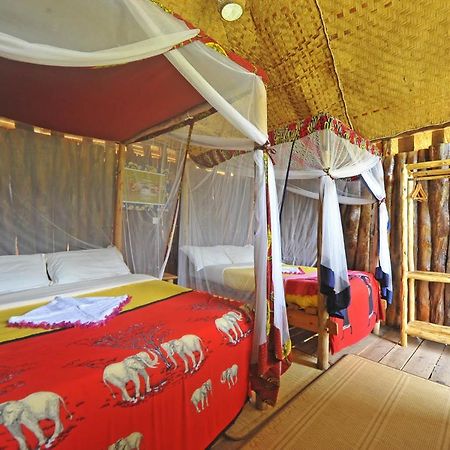 Bullbush River Camp Kihihi Ngoại thất bức ảnh