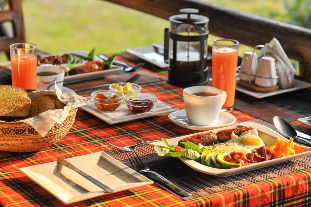 Bullbush River Camp Kihihi Ngoại thất bức ảnh