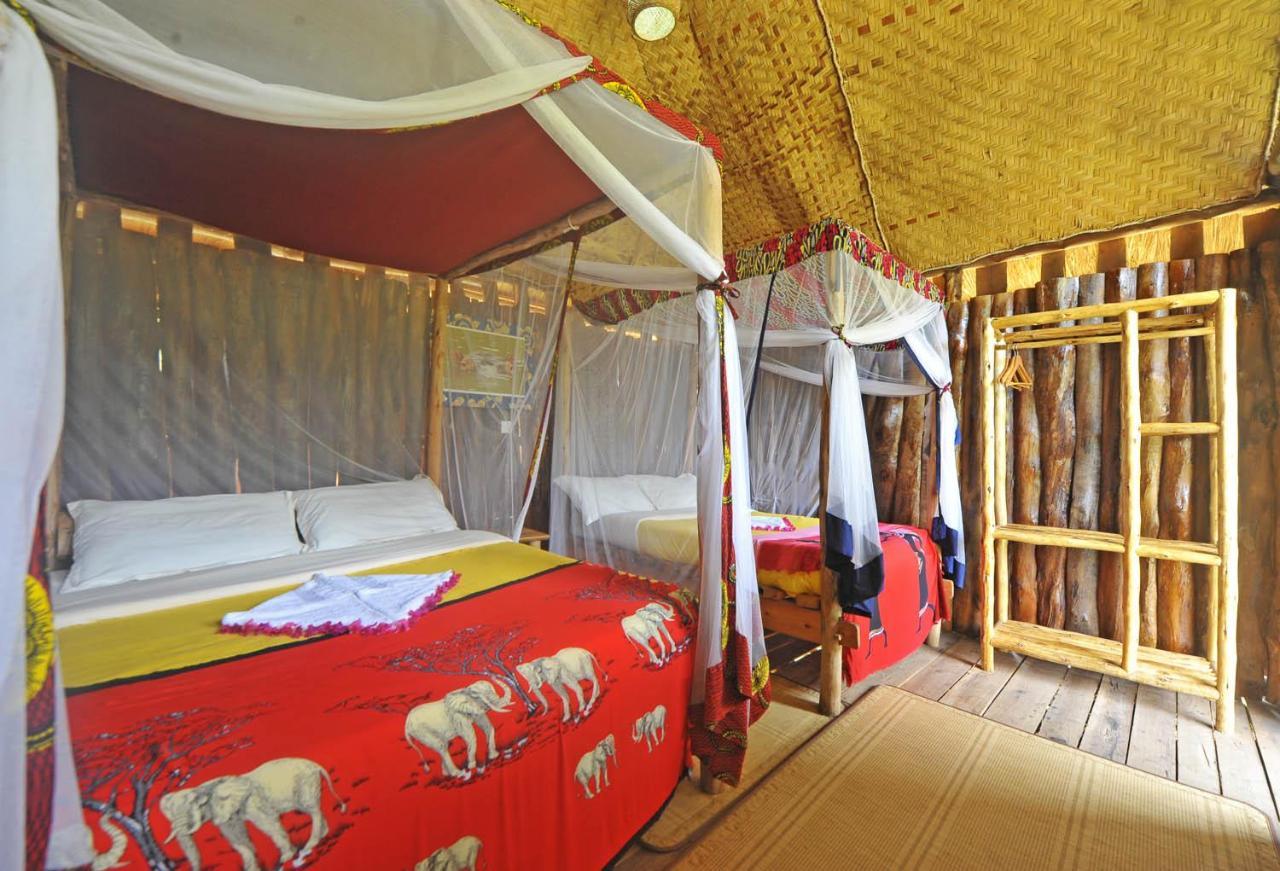 Bullbush River Camp Kihihi Ngoại thất bức ảnh