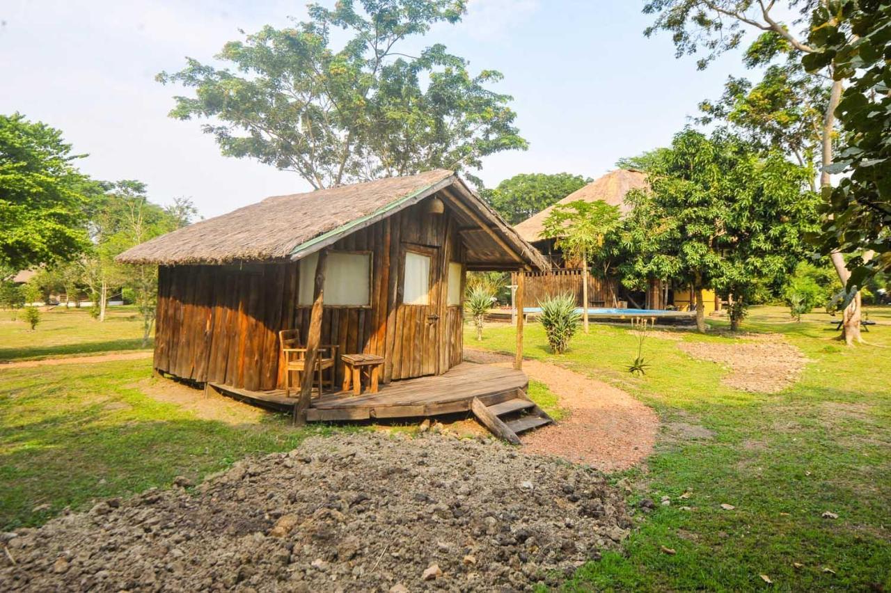 Bullbush River Camp Kihihi Ngoại thất bức ảnh