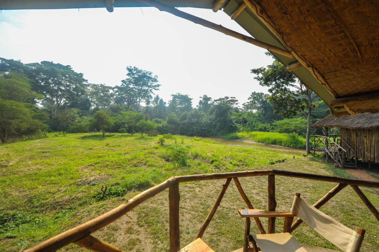 Bullbush River Camp Kihihi Ngoại thất bức ảnh