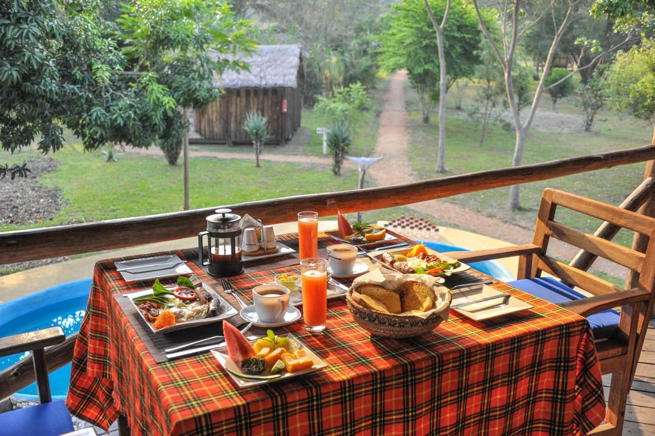 Bullbush River Camp Kihihi Ngoại thất bức ảnh